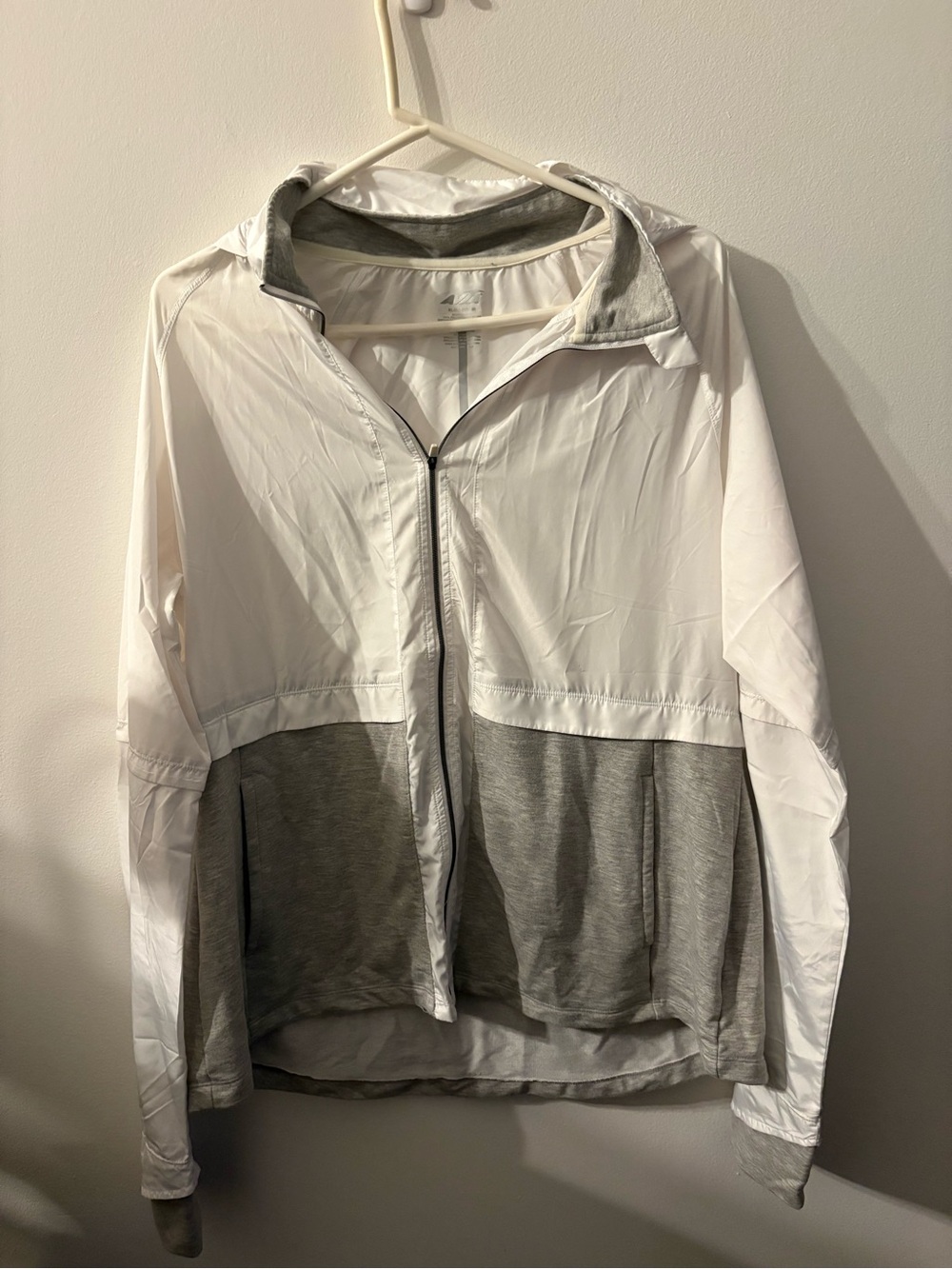 AVIA Women’s XL White Gray Hybrid Windbreaker Hooded Jacket Thumbholes